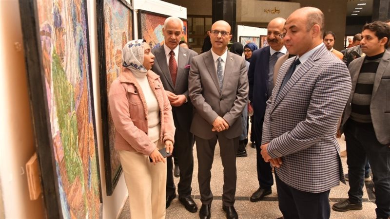 افتتاح معرض الموزييك