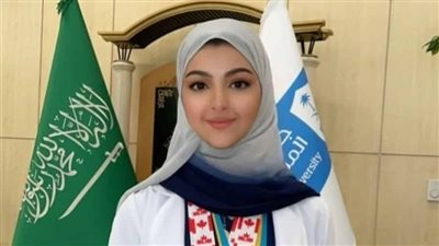 بجهاز لغة الإشارة، طالبة طب سعودية تحصد جائزة عالمية 