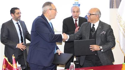 التموين: إتاحة خدمات السجل التجاري بفروع بنك مصر 