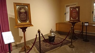 متحفا المركبات الملكية وجاير أندرسون يحتفلان باليوم العالمي للغة العربية