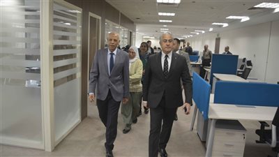 وزير العمل يفتتح المقر الجديد لصندوقي إعانات طوارئ العمال وتمويل التدريب والتأهيل