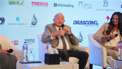 ساويرس يكشف 3 حلول للأزمات الاقتصادية في مصر (فيديو وصور)