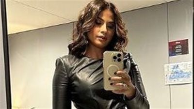 روبي في إطلالة شتوية بالأسود في أحدث ظهور