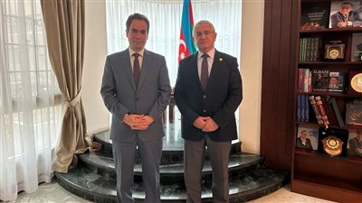 اتحاد كتاب أفريقيا وآسيا يبحث مع سفير أذربيجان سبل التعاون الثقافي