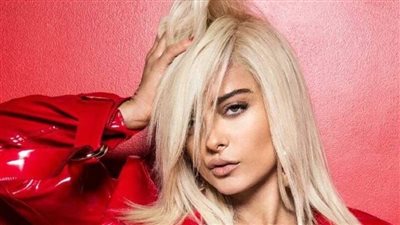  أغنية بعلم مصر والنادي الأهلي، بيبي ريكسا تصل السعودية بالعباية استعدادا لحفل كأس العالم للأندية