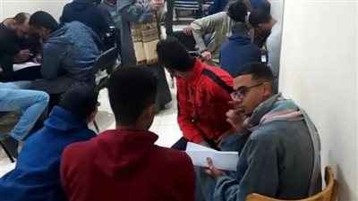 دوري ثقافي في المعلومات العامة بمركز شباب الزينية قبلي بالأقصر