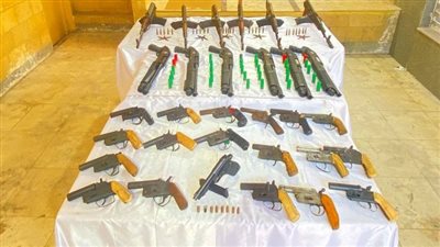 ضبط 47 سلاحا ناريا و27 قضية مخدرات فى أسيوط وأسوان 