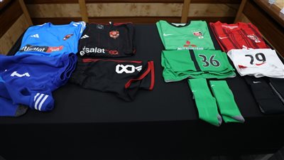 كأس العالم للأندية، الأهلي يرتدي القميص الأسود أمام أوراوا الياباني 