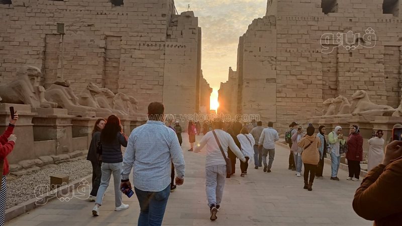 تعامد الشمس، فيتو