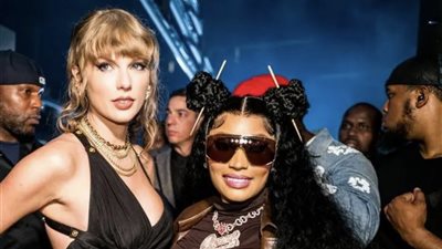 نيكي ميناج تشيد بتايلور سويفت ومعجبيها