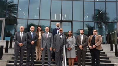 رئيس جامعة عين شمس يستقبل وفدا من جامعة تكساس الأمريكية لبحث سبل التعاون