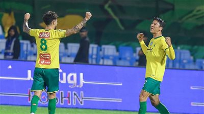 الخليج يتقدم أمام الفيحاء بهدفين في الشوط الأول بالدوري السعودي 