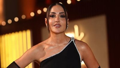 مسلسل بين السطور، 5 أسباب تضع ناردين فرج في دائرة الشك بحادث مقتل زوجها 