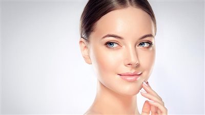 ماسكات لتفتيح البشرة، جربي دقيق الأرز والكركم والبابايا