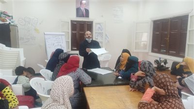 رياضة البحيرة تنفذ التدريب الحرفي 