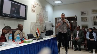 طلاب طيبة التكنولوجية يشاركون في ندوة حول تعامد الشمس بمكتبة مصرالعامة بالأقصر 