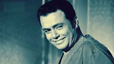 صلاح ذو الفقار.. دنجوان السينما.. ترك الشرطة من أجل التمثيل.. نجح في تهريب السادات من السجن.. وقاوم الإنجليز في موقعة الإسماعيلية