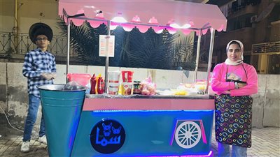 بشتغل علشان أحقق حلمي، قصة كفاح سما طالبة الثانوية في بيع السندوتشات بالبحيرة (فيديو وصور)