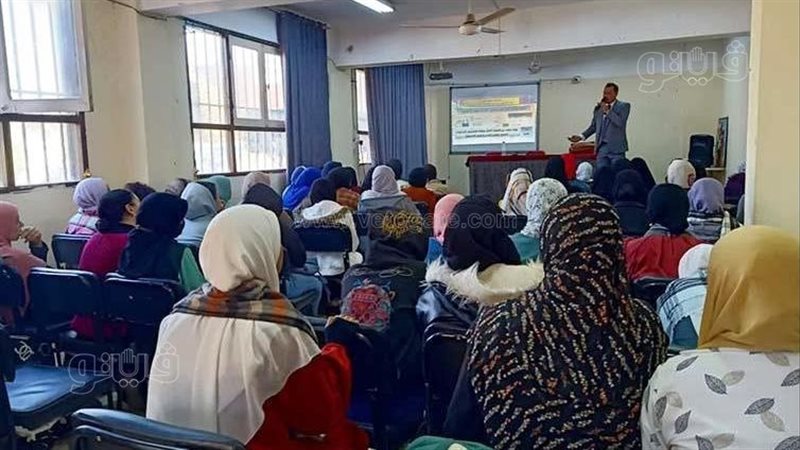 ندوات فى أسوان، فيتو