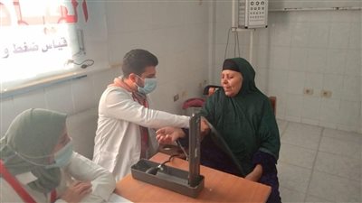 بنك الشفاء المصري ينظم قافلة طبية مجانية بقرية الغرق في الفيوم