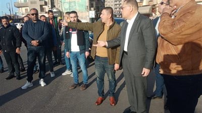 استمرار تكثيف حملات النظافة والتجميل وتطوير عرابى بمحافظة الشرقية 