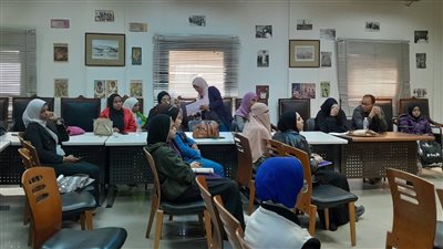 محافظ الأقصر: تسويق منتجات المشروعات الصغيرة لدفع عجلة الإنتاج 