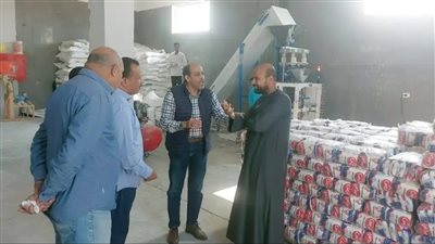 وكيل وزارة التموين بالأقصر: السكر متوفر بمراكز التعبئة ومدون عليه السعر