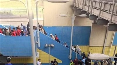 شاب يتخلص من حياته أسفل عجلات مترو فيصل وتوقف حركة الخط الثاني