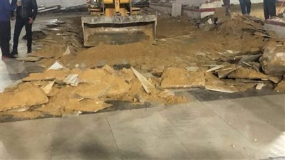 الزمالك يبدأ في تغيير أرضية النادي بعد وعد الانتخابات