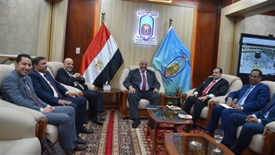 انعقاد اللجنة الدائمة لاختيار القيادات بجامعة الأقصر