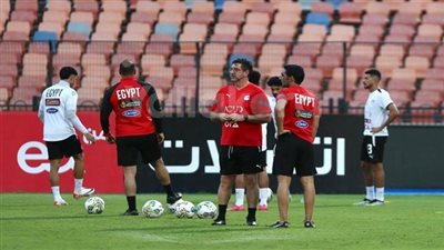 عاقبهم بسبب عدم الاحترام، فيتوريا يحسم مصير ثلاثي المنتخب من أمم أفريقيا