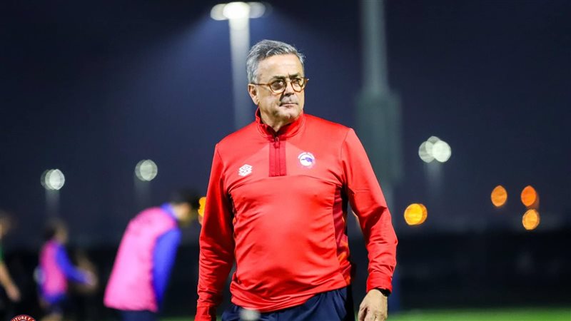 فيوتشر، فيتو