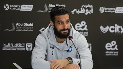 أحمد الشناوي: أتمنى مشاركة بيراميدز التتويج بلقب السوبر المصري (صور)