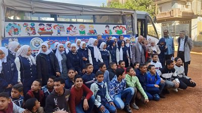  مكتبة مصر العامة المتنقلة تنظم ندوات لمدارس أسيوط (صور) 