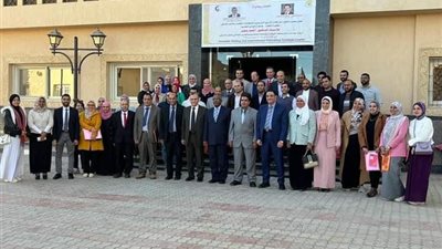 دورة تدريبية عن الكتابة العلمية والنشر الدولي بجامعة الوادي الجديد 