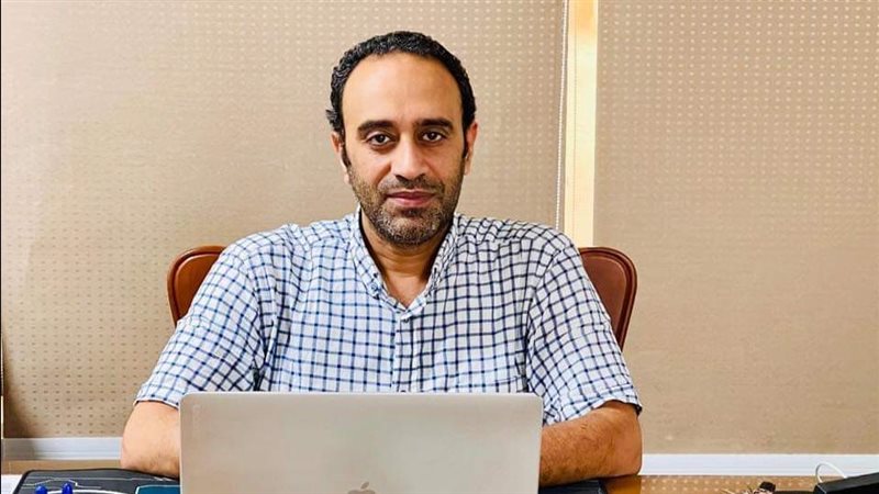  دكتور احمد رجب مدير