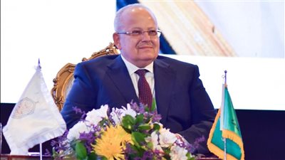 الخشت: الموافقة على تخصيص 290 فدانًا لإنشاء جامعة القاهرة الأهلية