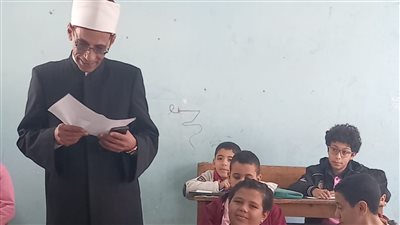 رئيس منطقة القاهرة الأزهرية يتابع امتحانات النقل الابتدائي والإعدادي (صور)