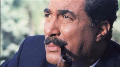 أحمد زكي ومحمد رمضان أبرز النجوم، فنانون تألقوا في تجسيد شخصية السادات بالسينما والتليفزيون