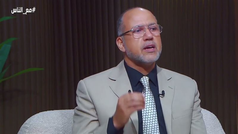الدكتور عبد اللطيف