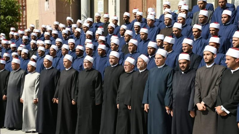 الزي الأزهري للأئمة،فيتو