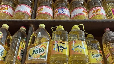 سعر زجاجة الزيت، أسعار الزيت اليوم الاثنين 15-1-2024 في الأسواق