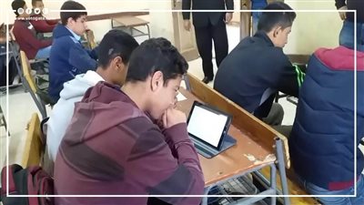 تعليم قنا، استلام 15652 تابلت لطلاب الصف الأول الثانوي