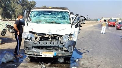 تحقيقات النيابة في مصرع شخص وإصابة 12 في انقلاب سيارة ميكروباص بطريق المريوطية
