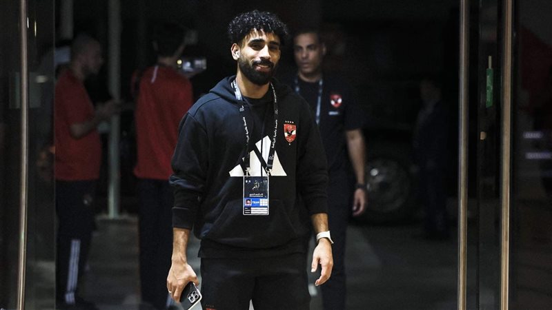 مروان عطية لاعب الأهلى،