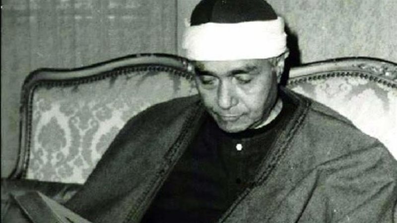  الشيخ القارئ مصطفى
