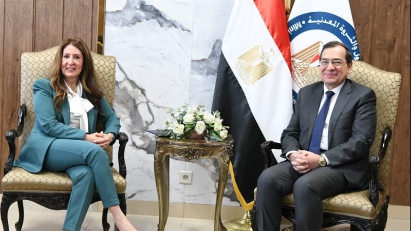 الملا خلال استقباله