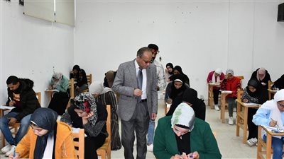 بدء امتحانات المتطلبات بكليات جامعة قناة السويس (صور) 