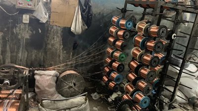  ضبط مصنعين لإنتاج الاسلاك الكهربائية المغشوشة فى القناطر الخيرية (صور)