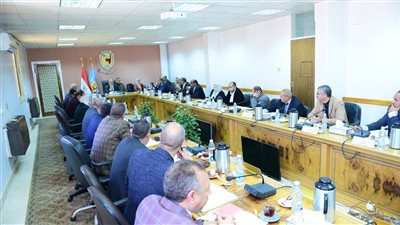مجلس جامعة سوهاج يوافق على عدد من القرارات
